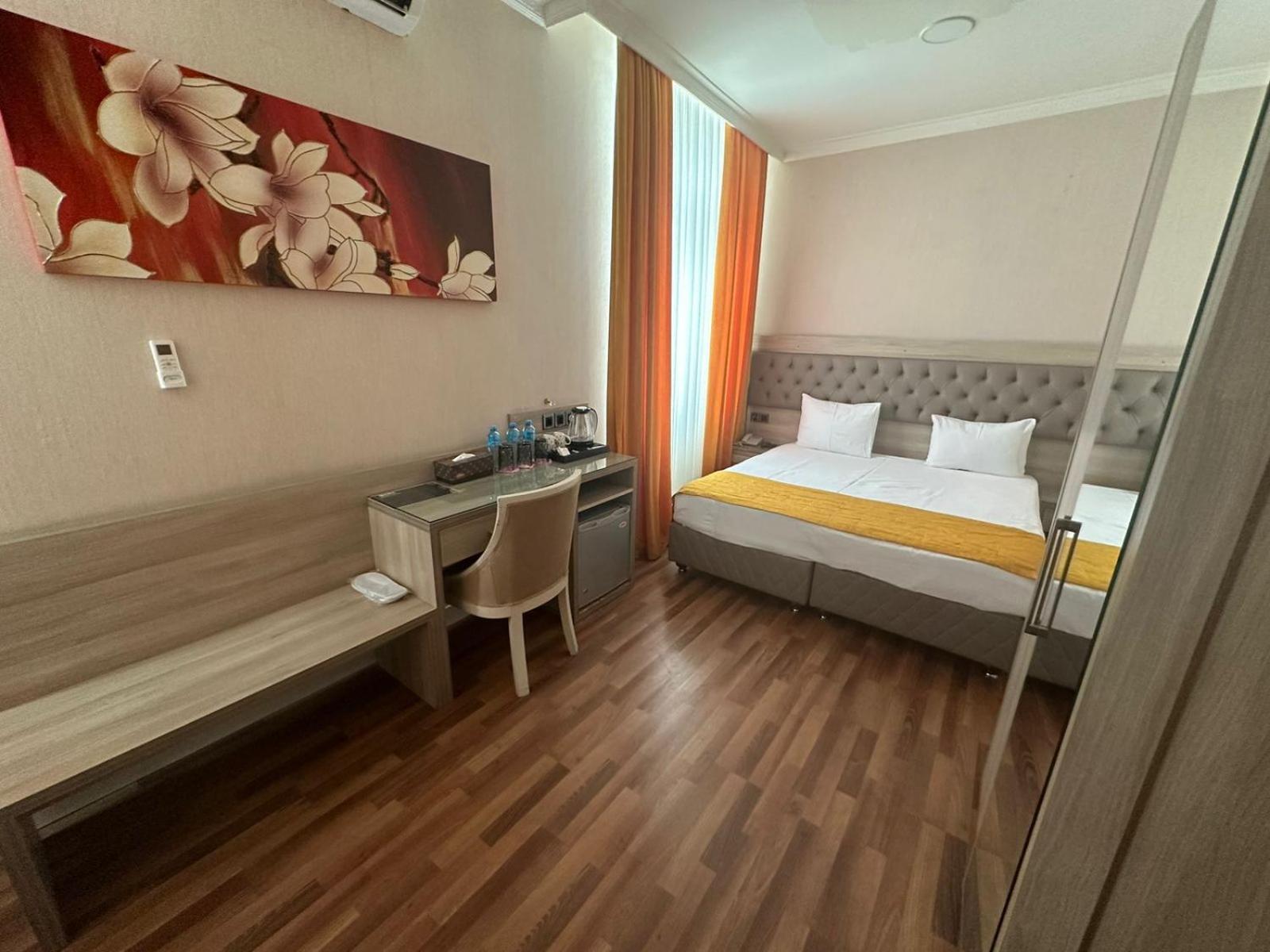 Hotel Empire Business Baku Ngoại thất bức ảnh